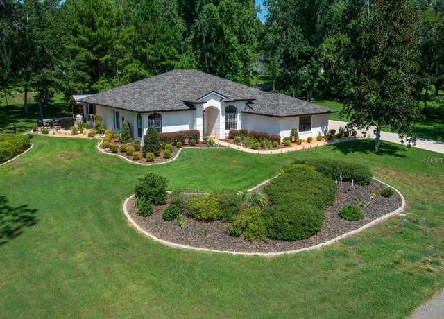 Property at 10111 Weeks Dr, Brooksville, FL 34601, 3 beds, 2 baths