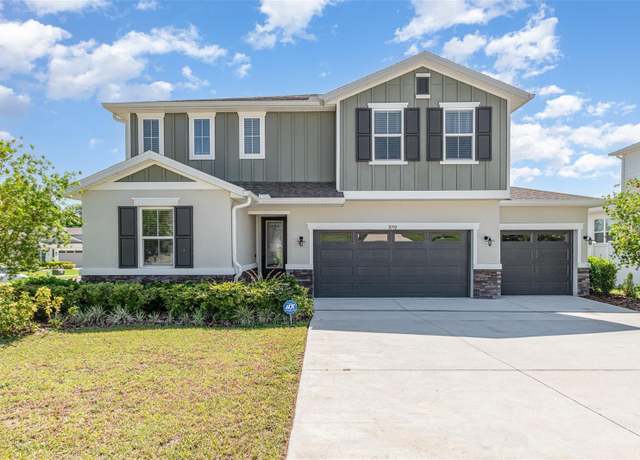 Property at 31792 Broadwater Ave, Leesburg, FL 34748, 5 beds, 3 baths