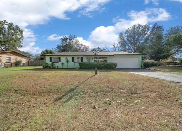 Property at 2004 NE 52nd St, Ocala, FL 34479, 3 beds, 2 baths