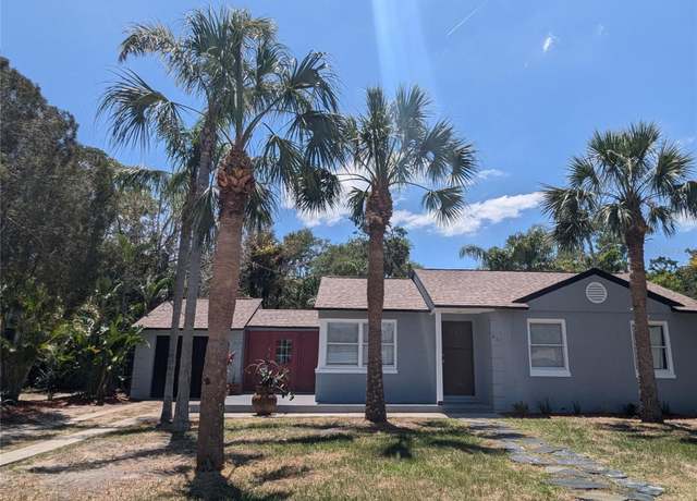 Property at 627 Riverside Dr, Tarpon Springs, FL 34689, 3 beds, 2 baths