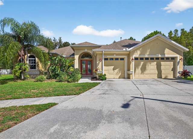 Property at 1835 Fircrest Ct, Wesley Chapel, FL 33543, 4 beds, 3 baths
