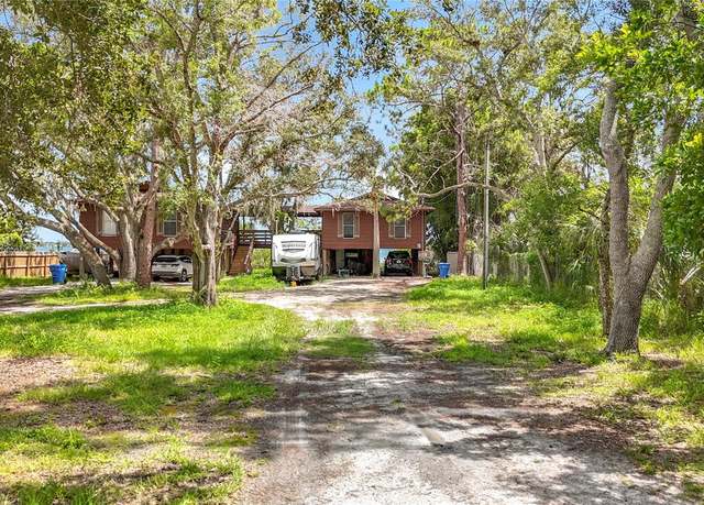 Property at 3765 Shore Blvd, Oldsmar, FL 34677, 4 beds, 2 baths