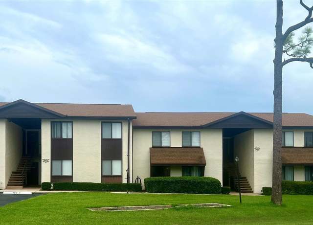 Property at 548 Fairways Dr Unit B, Ocala, FL 34472, 2 beds, 1.5 baths