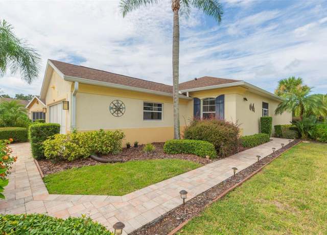 Property at 1908 Sterling Glen Ct, Sun City Center, FL 33573, 2 beds, 2 baths
