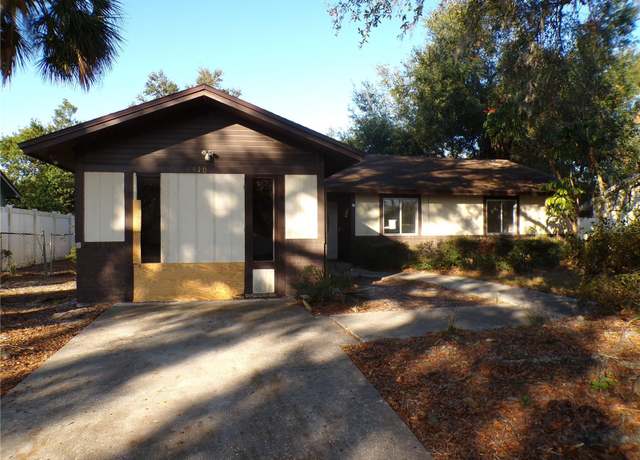 Property at 8510 Renald Blvd, Temple Terrace, FL 33637, 4 beds, 2 baths
