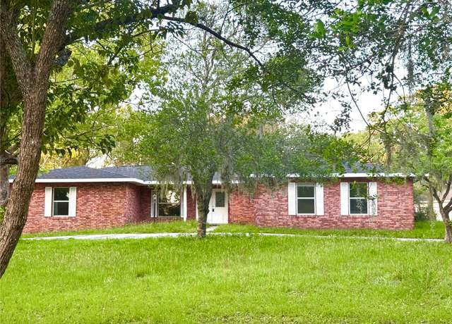 Property at 3645 E Country Side Dr, Inverness, FL 34452, 4 beds, 2 baths
