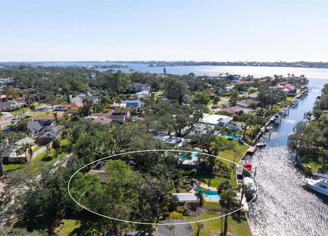 Property at 1827 Baywood Dr, Sarasota, FL 34231, 3 beds, 2 baths