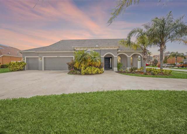 Property at 1905 Via Napoli St, Plant City, FL 33566, 5 beds, 4 baths
