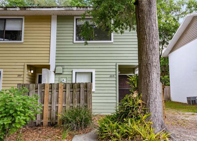 Property at 2219 SW 39th Way, Gainesville, FL 32607, 2 beds, 2.5 baths
