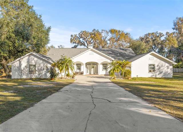 Property at 31445 Amberlea Rd, Dade City, FL 33523, 7 beds, 5 baths