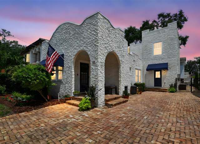 Property at 3405 W Palmira Ave, Tampa, FL 33629, 4 beds, 3 baths