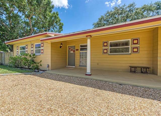 Property at 2702 45th St S, Gulfport, FL 33711, 2 beds, 2 baths