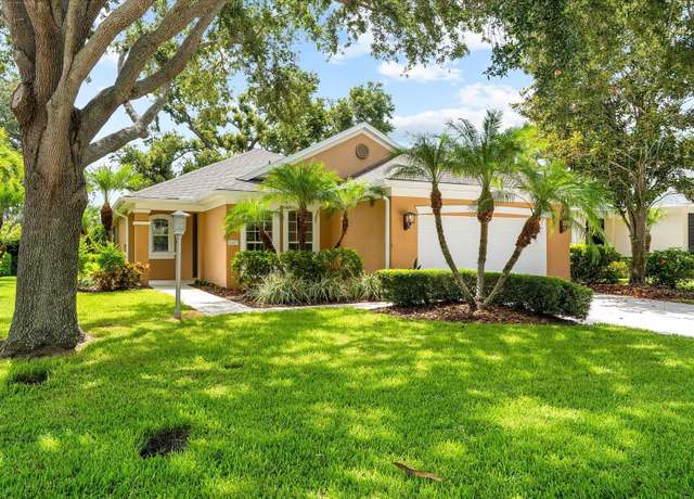 Property at 5527 Simonton St, Bradenton, FL 34203, 3 beds, 2 baths