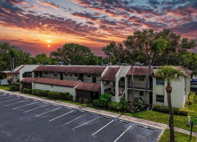 Property at 1100 E Bay Dr #43, Largo, FL 33770, 1 bed, 1 bath