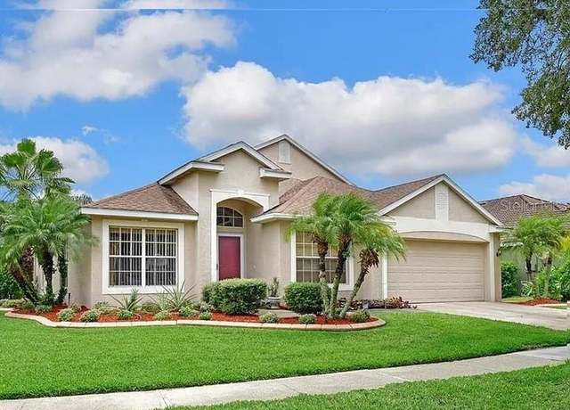 Property at 9406 Sarazen Pl, Palmetto, FL 34221, 4 beds, 3 baths