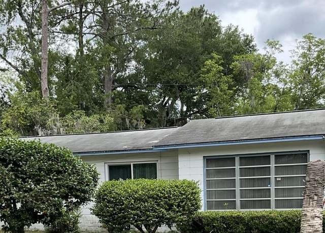 Property at 1440 SE 23rd Ave, Gainesville, FL 32641, 3 beds, 2.5 baths