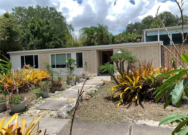 Property at 3301 W Corona St, Tampa, FL 33629, 2 beds, 2.5 baths