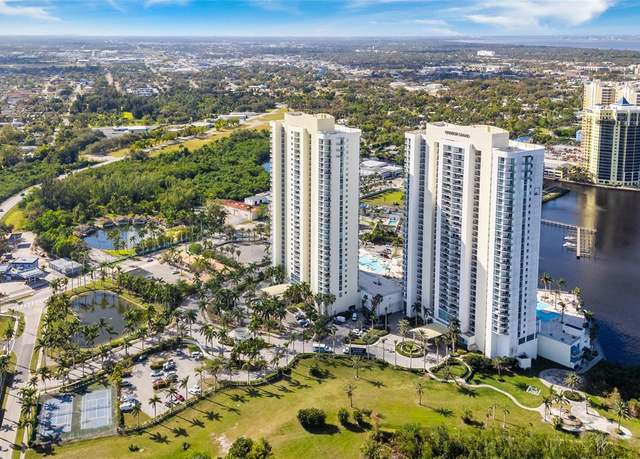 Property at 3000 Oasis Grand Blvd #1004, Fort Myers, FL 33916, 3 beds, 2.5 baths