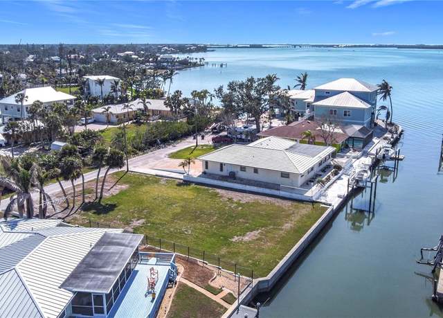 Property at 280 Magnolia Ave, Englewood, FL 34223