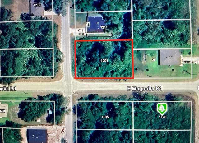 Property at 1201 8th Ave, Deland, FL 32724