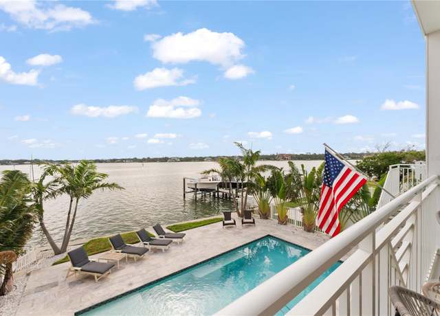 Property at 371 12th Ave, Indian Rocks Beach, FL 33785, 4 beds, 4.5 baths