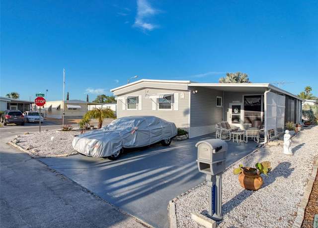 Property at 12210 Bonanza Dr, Hudson, FL 34667, 2 beds, 2 baths