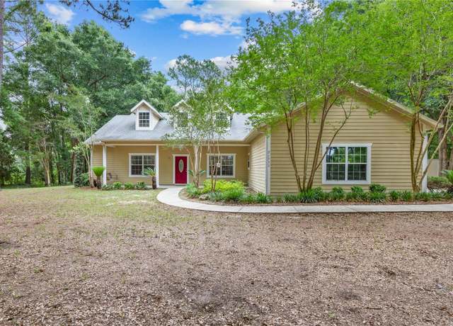 Property at 21737 Old Providence Rd, Alachua, FL 32615, 4 beds, 3 baths