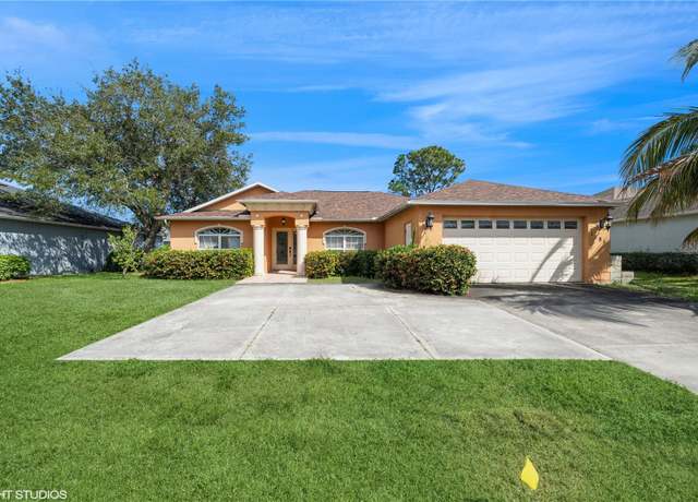 Property at 1781 SW Bayshore Blvd, Port St Lucie, FL 34984, 4 beds, 2 baths