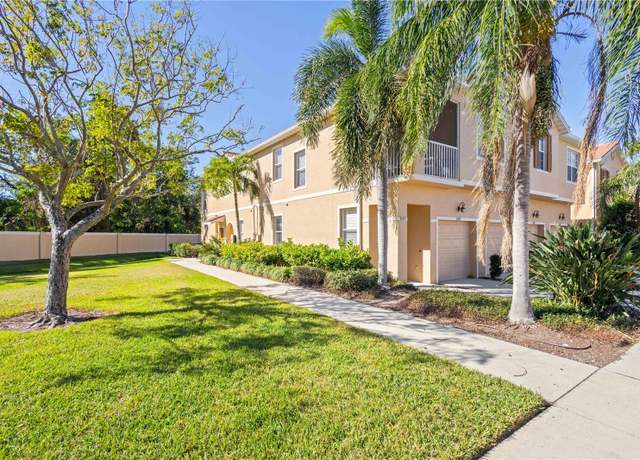 Property at 3691 Parkridge Cir #201, Sarasota, FL 34243, 3 beds, 2 baths