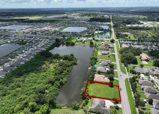 Property at 1102 6th St SE, Ruskin, FL 33570