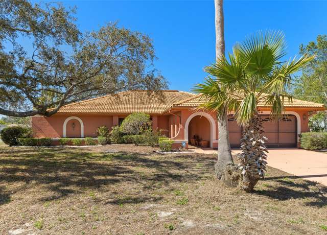 Property at 8444 Boyce St, Spring Hill, FL 34606, 4 beds, 2 baths
