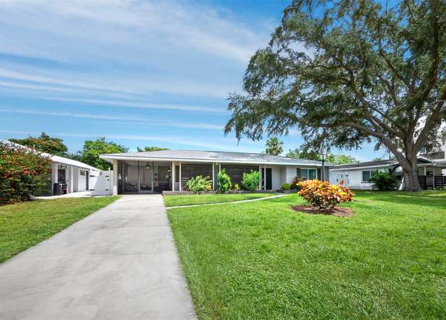 Property at 2907 Marshall Dr, Sarasota, FL 34239, 2 beds, 2 baths