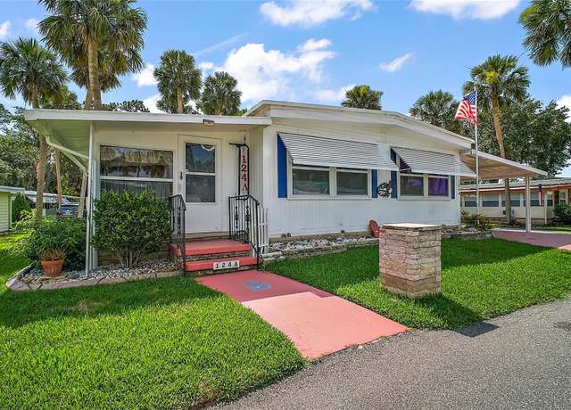 Property at 124A Shady Ln, Eustis, FL 32726, 2 beds, 2 baths