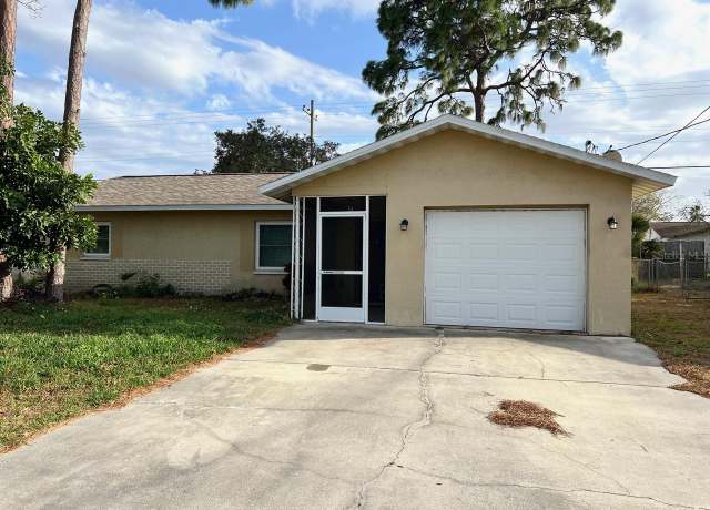 Property at 7406 Coventry Dr, Port Richey, FL 34668, 2 beds, 2 baths