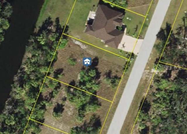 Property at 553 Pembroke Dr, Port Charlotte, FL 33954