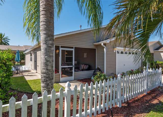 Property at 992 Pinewood Pl, The Villages, FL 32162, 2 beds, 2 baths