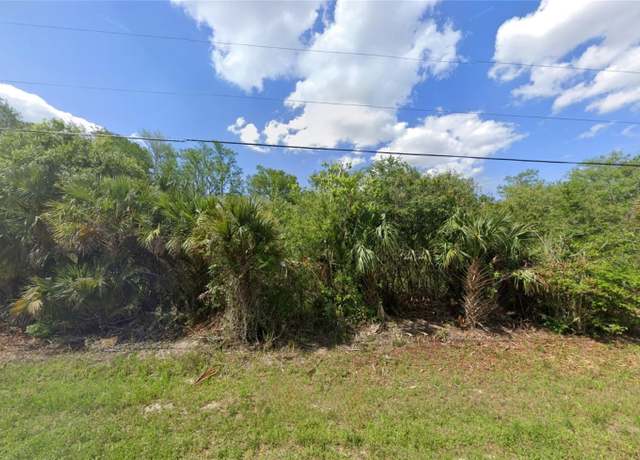 Property at 52 NE Ave N, Naples, FL 34113