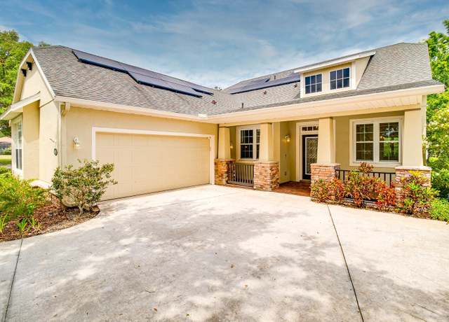 Property at 1018 Heron Point Cir, Deland, FL 32724, 4 beds, 2.5 baths