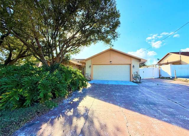 Property at 11472 Kerridale Ave, Spring Hill, FL 34608, 3 beds, 2 baths