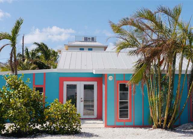 Property at 2910 Gulf Dr Unit A & B, Holmes Beach, FL 34217, 4 beds, 3 baths