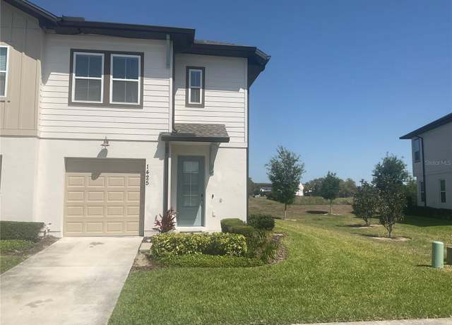 Property at 1425 Discovery St, Davenport, FL 33896, 3 beds, 2.5 baths