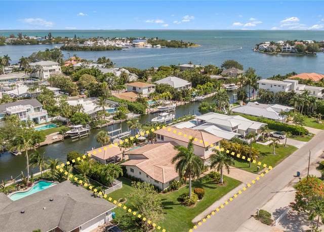 Property at 520 74th St, Holmes Beach, FL 34217, 3 beds, 3.5 baths