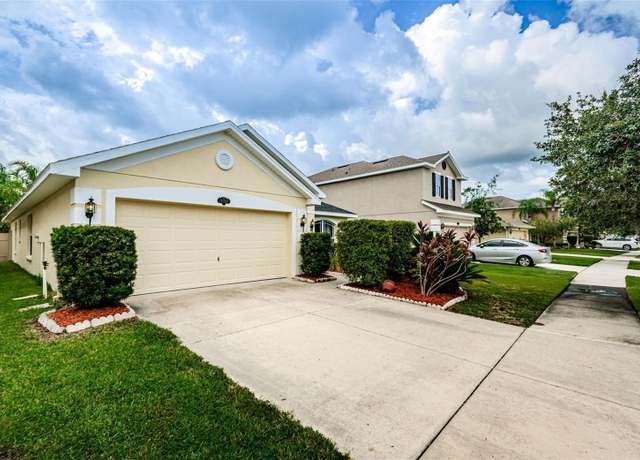 Property at 20229 Natures Spirit Dr, Tampa, FL 33647, 4 beds, 2 baths