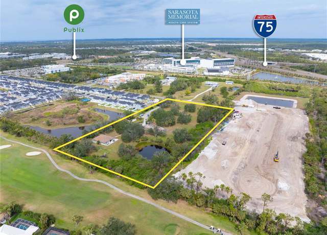 Property at 2900 Curry Ln, Nokomis, FL 34275, 3 beds, 3 baths