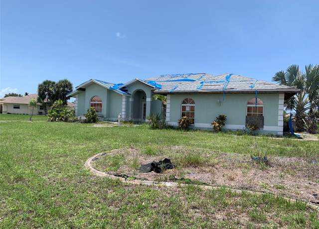 Property at 1 Clubhouse Rd, Rotonda West, FL 33947, 3 beds, 2 baths