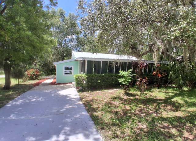 Property at 342 Hibiscus Dr, Lake Wales, FL 33898, 3 beds, 2 baths