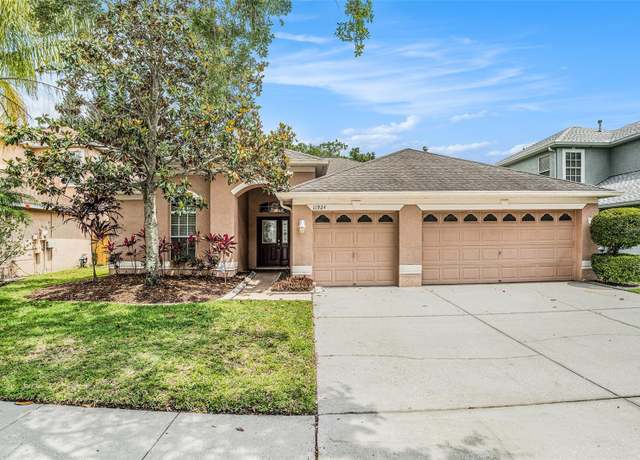 Property at 11924 Northumberland Dr, Tampa, FL 33626, 4 beds, 3 baths