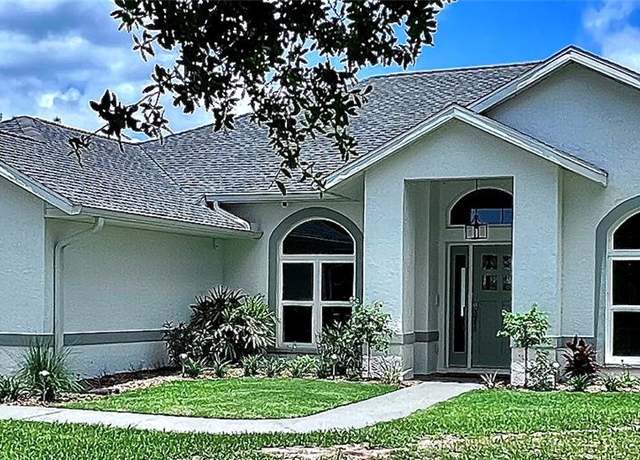 Property at 7425 245th St E, Myakka City, FL 34251, 4 beds, 3.5 baths
