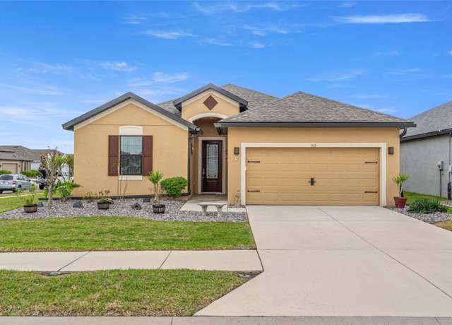 Property at 313 Old Windsor Way, Spring Hill, FL 34609, 4 beds, 2 baths