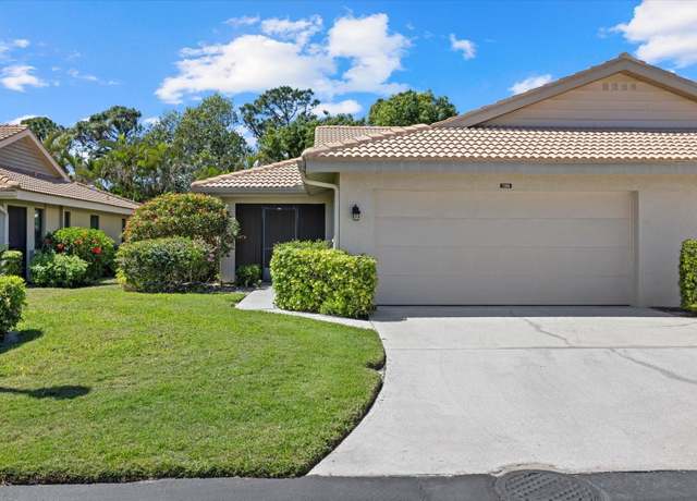 Property at 7205 Wood Creek Dr #16, Sarasota, FL 34231, 2 beds, 2 baths